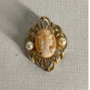 Vintage Reproduction Cameo Gold Tone Faux Pearl Brooch Grandma Estate